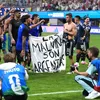 Memalukan, Pemain Argentina Bentangkan Spanduk Falkland Milik Kami