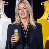 Keluarga Buss Jual Sisa Saham Los Angeles Lakers dengan Valuasi US$12,5 Miliar
