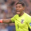 Sempat Nyaris ke PSG, Zion Suzuki Resmi Gabung Aston Villa