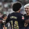 Tanpa Penyerang Murni, Barcelona Pesta Gol di Elche