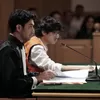 Definisi Hukum Bisa Dibeli tapi Lawan Dulu Suami Pemberani yang Satu ini, The Verdict (2025)