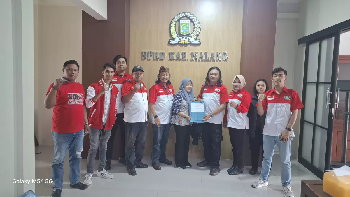 Pilkada via DPRD: Solusi atau Kemunduran? LIRA Malang gerakkan perlawanan terstruktur se-Jatim, desak kepala daerah dan DPRD pilih pihak rakyat. Menurutmu, bagaimana seharusnya? 