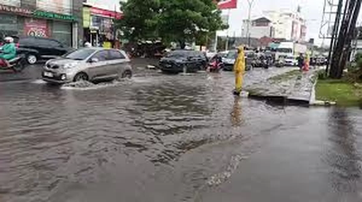 Penerapan contra flow di jalan Sultan Agung