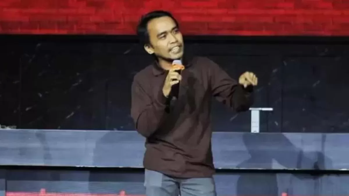 Terjerat Kasus Penistaan Agama, Komika Asal Lampung Aulia Rakhman ...