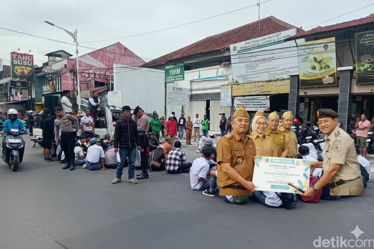 Gambar Istimewa 