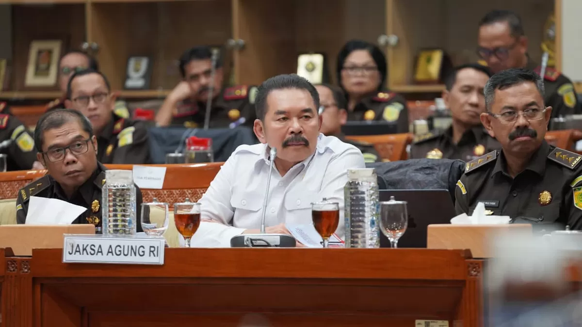 Jaksa Agung Republik Indonesia ST Burhanuddin bersama jajaran menghadiri Rapat Kerja dengan Komisi III DPR RI, Selasa (20/1/2026), di Kompleks DPR/MPR RI, Senayan, Jakarta. Foto Istimewa-badiklat.kejaksaan.go.id
