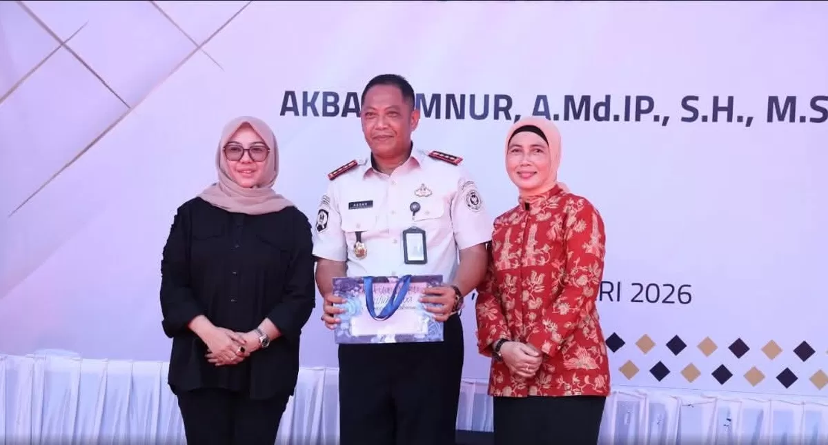 Ketua DPRD Bulukumba Umy Asyiatun Khadijah menghadiri acara pelepasan dan pengantar tugas Kepala Lapas Kelas IIA Bulukumba.