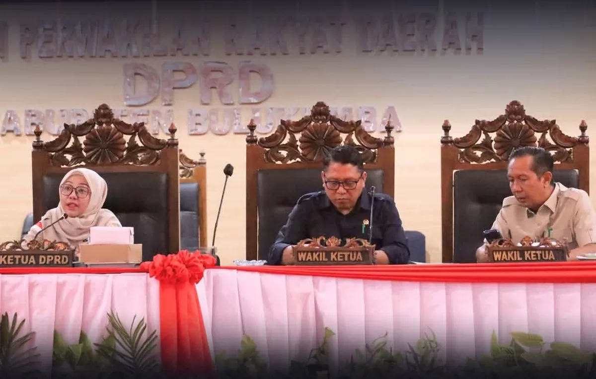 Pimpinan dan anggota Bamus DPRD Kabupaten Bulukumba saat menggelar rapat penjadwalan agenda DPRD, Senin (26/1/2026).