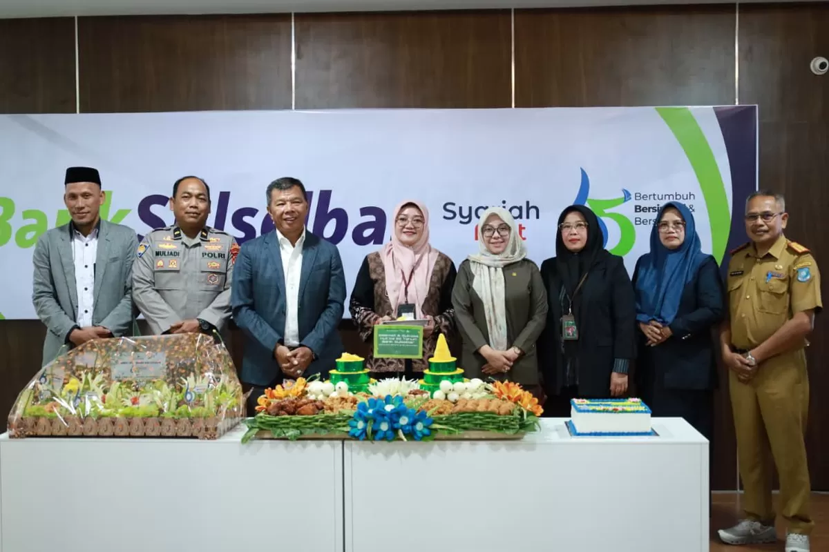 Bupati Bulukumba Andi Muchtar Ali Yusuf saat menghadiri HUT Bank Sulselbar ke-65, Selasa 13 Januari 2026.