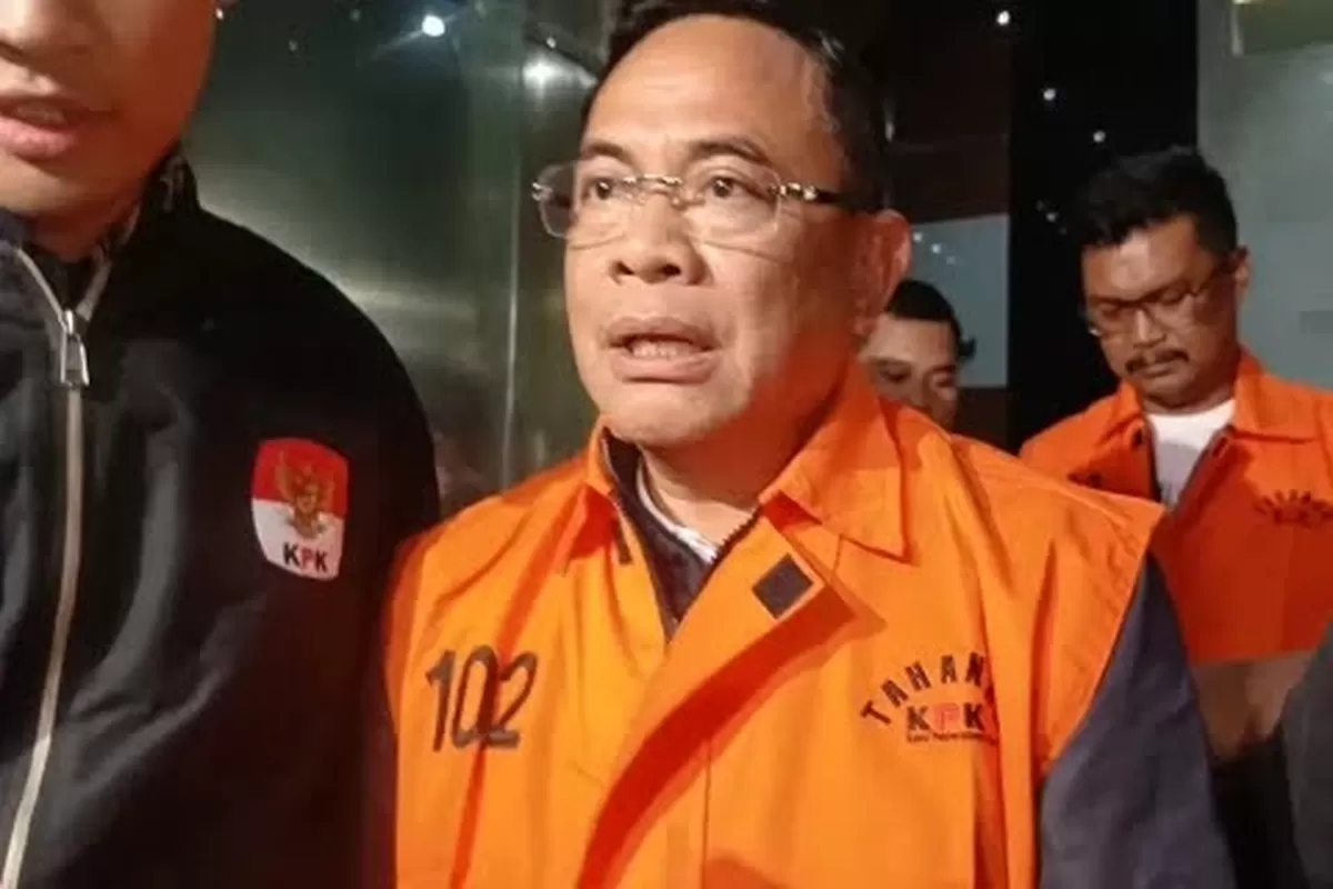 Bupati Pati Sudewo tersangka kasus pemerasan pengisian perangkat desa di Kabupaten Pati.