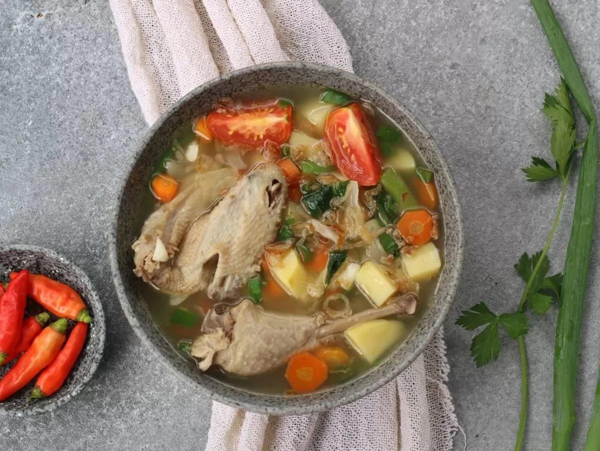Menu sahur simple dan praktis menjadi pilihan keluarga agar momen sahur tetap dinikmati selama Ramadan