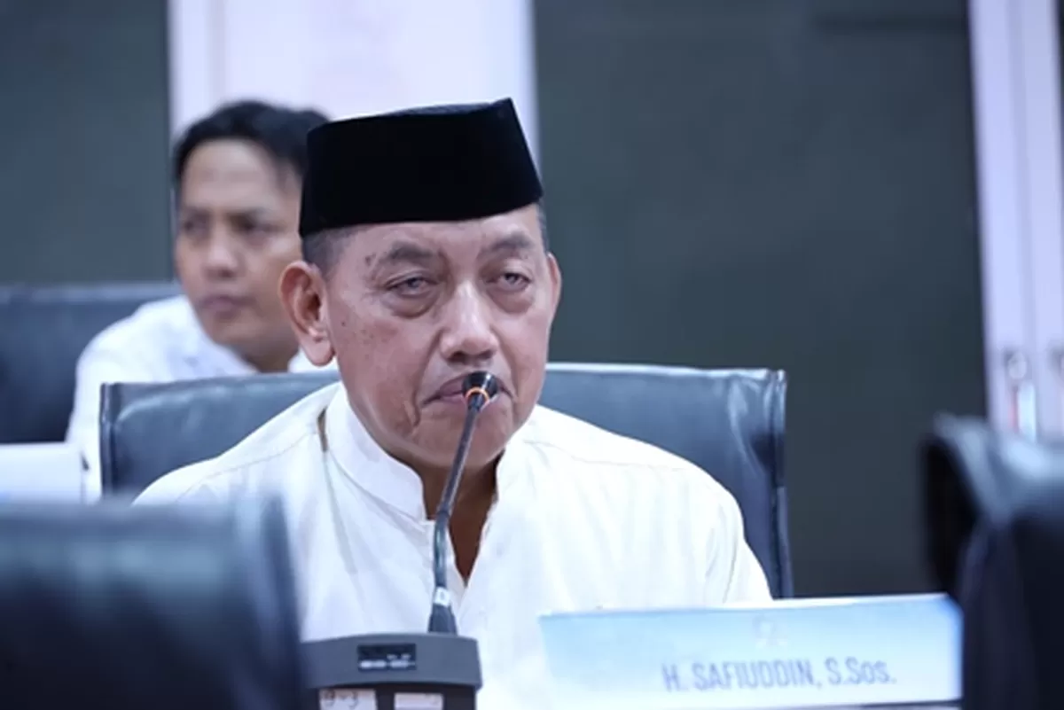 Ketua Fraksi PKS DPRD Bulukumba, H. Safiuddin, S.Sos, memberikan pernyataan pada momentum Hari Jadi Kabupaten Bulukumba ke-66 dengan penekanan pada pentingnya rasa memiliki dan kepedulian masyarakat terhadap pembangunan daerah.