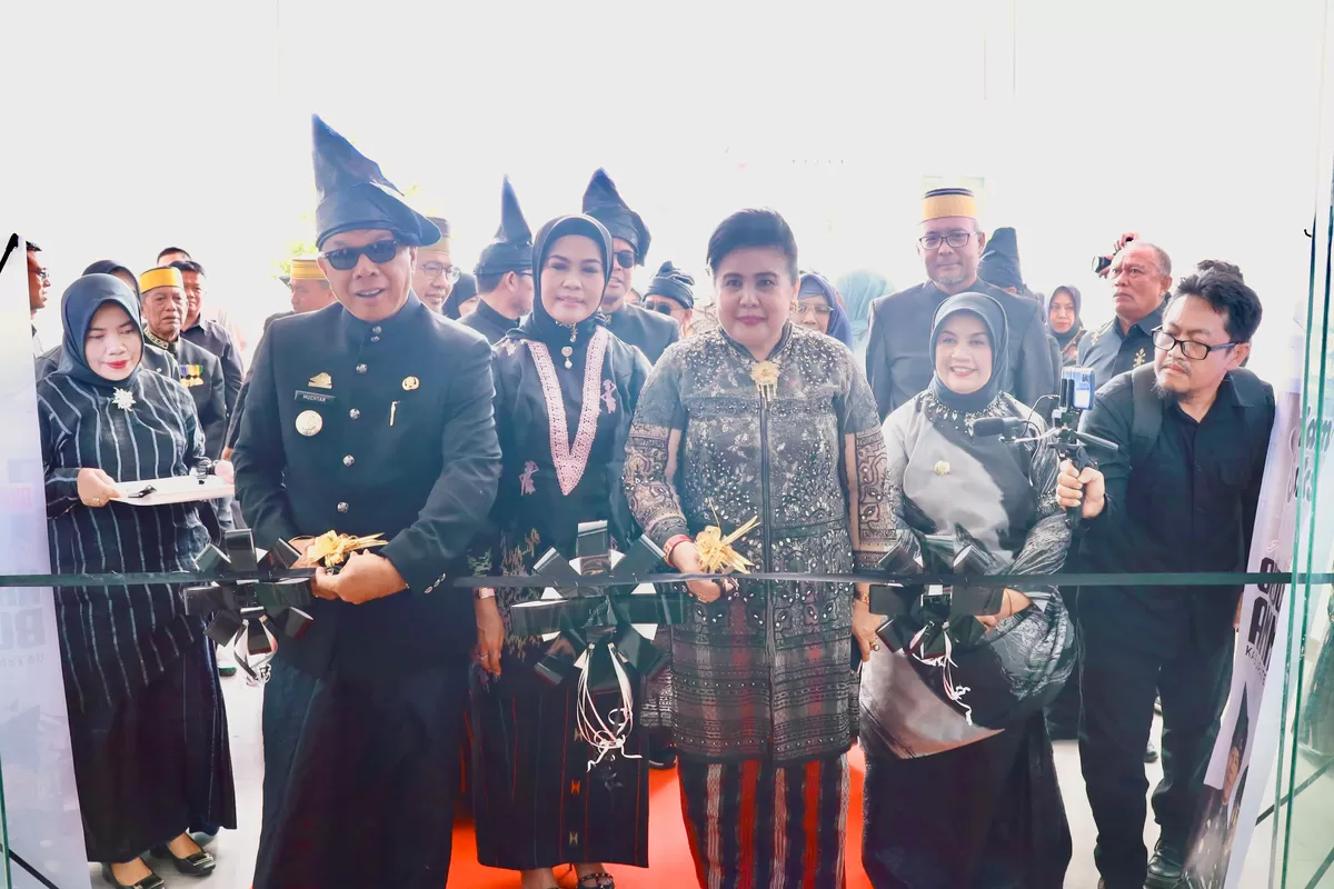 Bupati Bulukumba Andi Muchtar Ali Yusuf meresmikan Gedung Ammatoa, Gedung Laboratorium Kesehatan Masyarakat, dan Gedung Pusat Jantung Terpadu RSUD H. Andi Sulthan Daeng Radja Bulukumba pada HUT ke-66 Bulukumba.