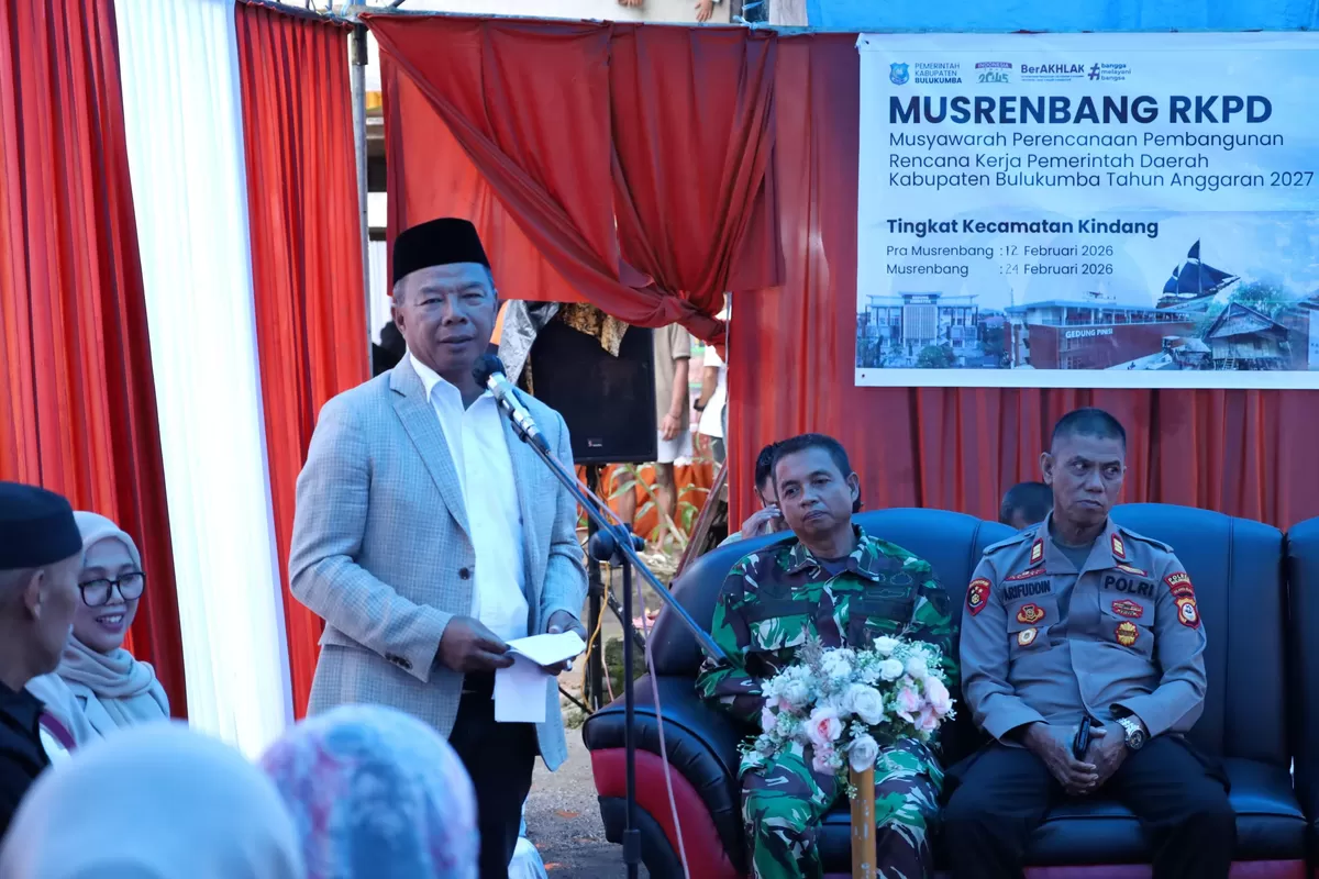 Bupati Bulukumba Andi Muchtar Ali Yusuf saat menghadiri Musrenbang tingkat Kecamatan Kindang yang dirangkaikan dengan Safari Ramadan Pemkab Bulukumba, Selasa 24 Februari 2026.