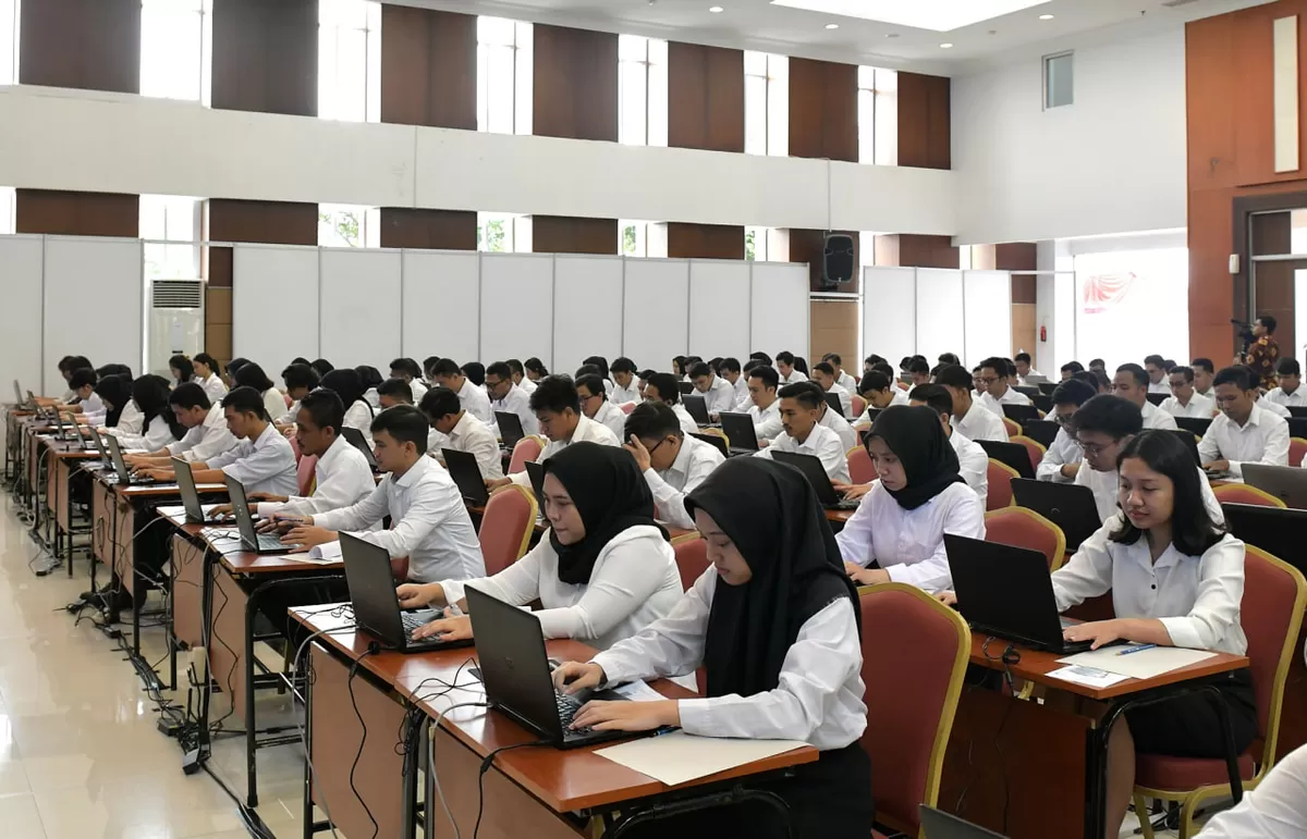 (Ilustrasi) Menteri PANRB Rini Widyantini memberikan keterangan terkait peluang pembukaan seleksi CPNS 2026 di Jakarta Selatan.