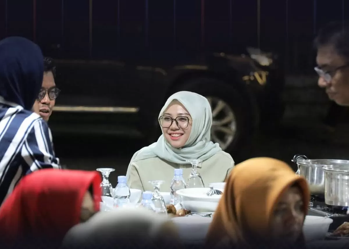 Ketua DPRD Bulukumba bersama Forkopimda menyambut kedatangan Kajati Sulsel dalam acara ramah tamah di Pantai Bira.