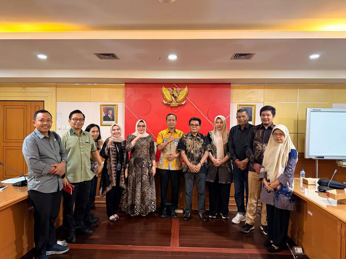 Anggota DPRD Bulukumba melakukan kunjungan kerja ke Kementerian Koperasi untuk mengkonsultasikan sejumlah kendala  pembangunan Koperasi Desa Merah Putih di Kabupaten Bulukumba.