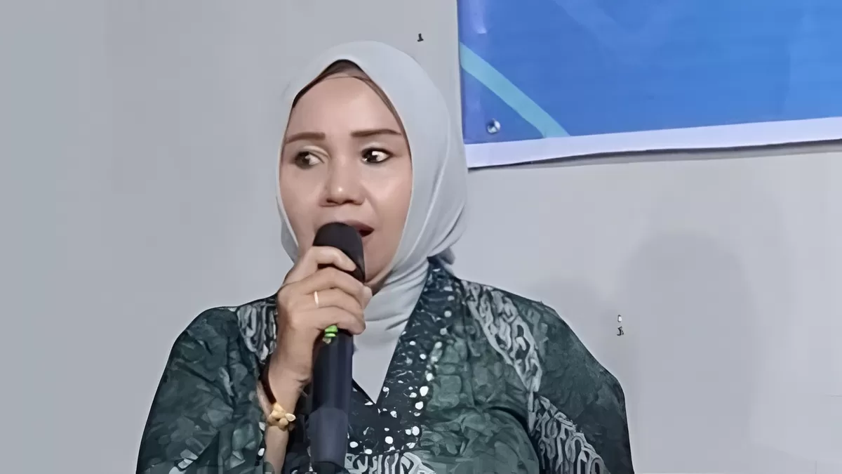 Camat Bontotiro Hj Andi Endang Haryani turut menyambut kepulangan atlet domino junior Bulukumba yang menjuarai Kejurnas ORADO Indonesia di Bogor, disambut meriah warga Desa Lamanda, Minggu (3/5/2026).