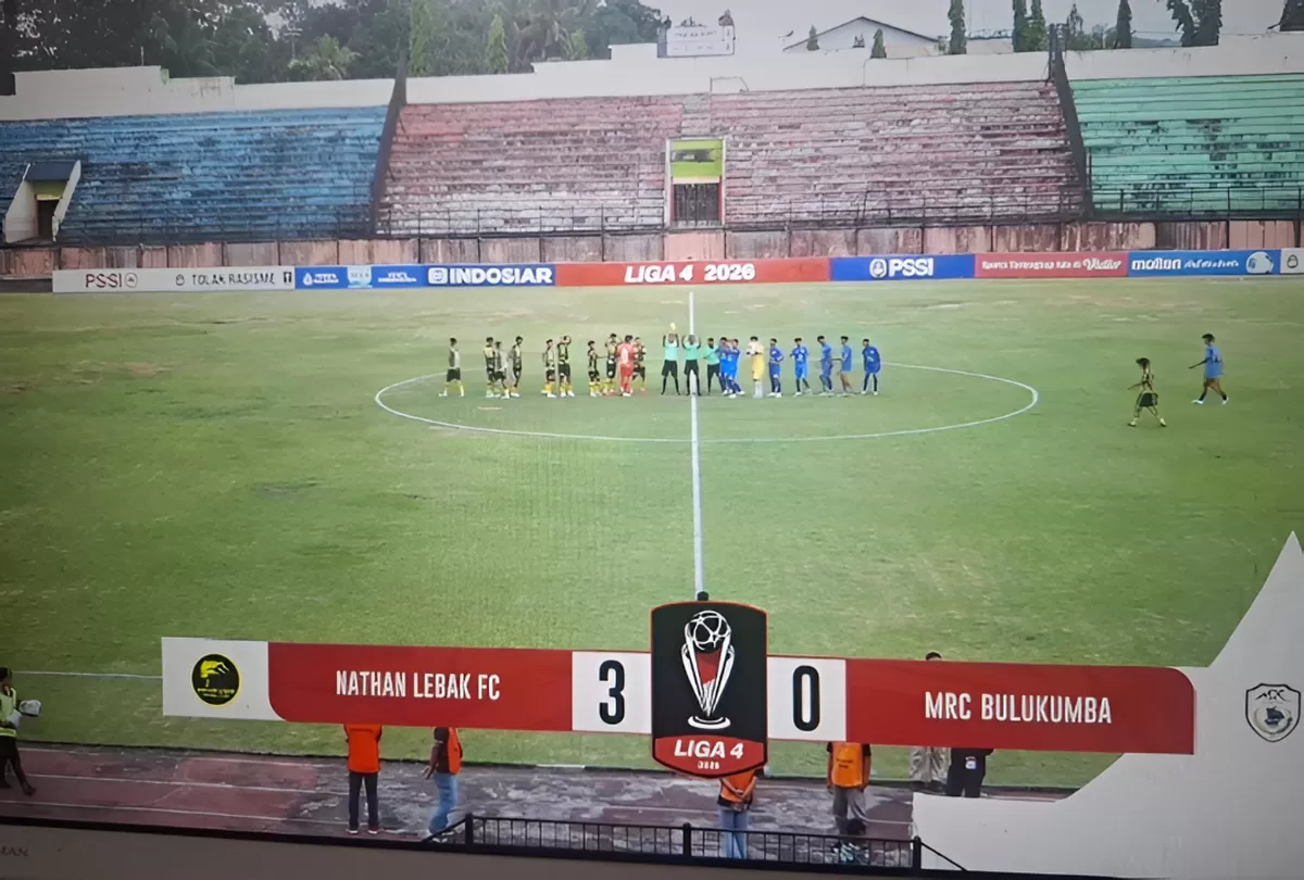 MRC Harum Lestari Bulukumba harus mengawali kiprahnya di Liga 4 Piala Presiden 2026 dengan hasil kurang memuaskan setelah takluk 0-3 dari Nathan Lebak FC pada pertandingan perdana Grup E di Stadion Amarta, Magelang, Sabtu (30/5/2026).
