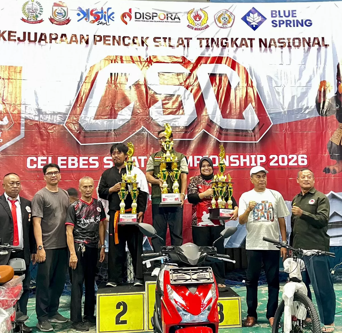 Kontingen Tapak Suci Putra Muhammadiyah sukses mengharumkan nama daerah setelah meraih 19 emas, 13 perak, dan 10 perunggu pada Celebes Silat Championship 2026 di Makassar.
