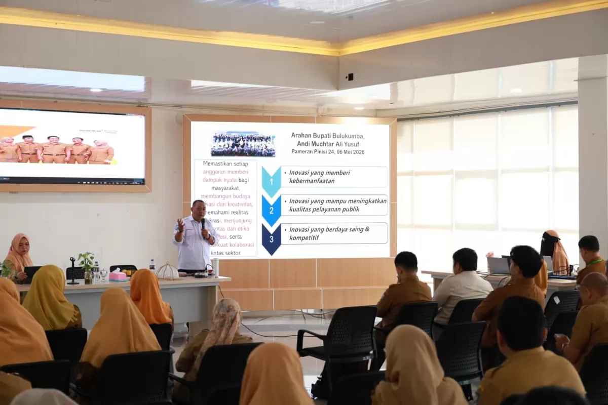 Suasana Coaching Clinic Penginputan Aplikasi Innovative Government Award (IGA) 2026 yang digelar Bapperida Bulukumba di Ruang Kahayya Gedung Pinisi, diikuti 100 ASN dan perwakilan kecamatan.