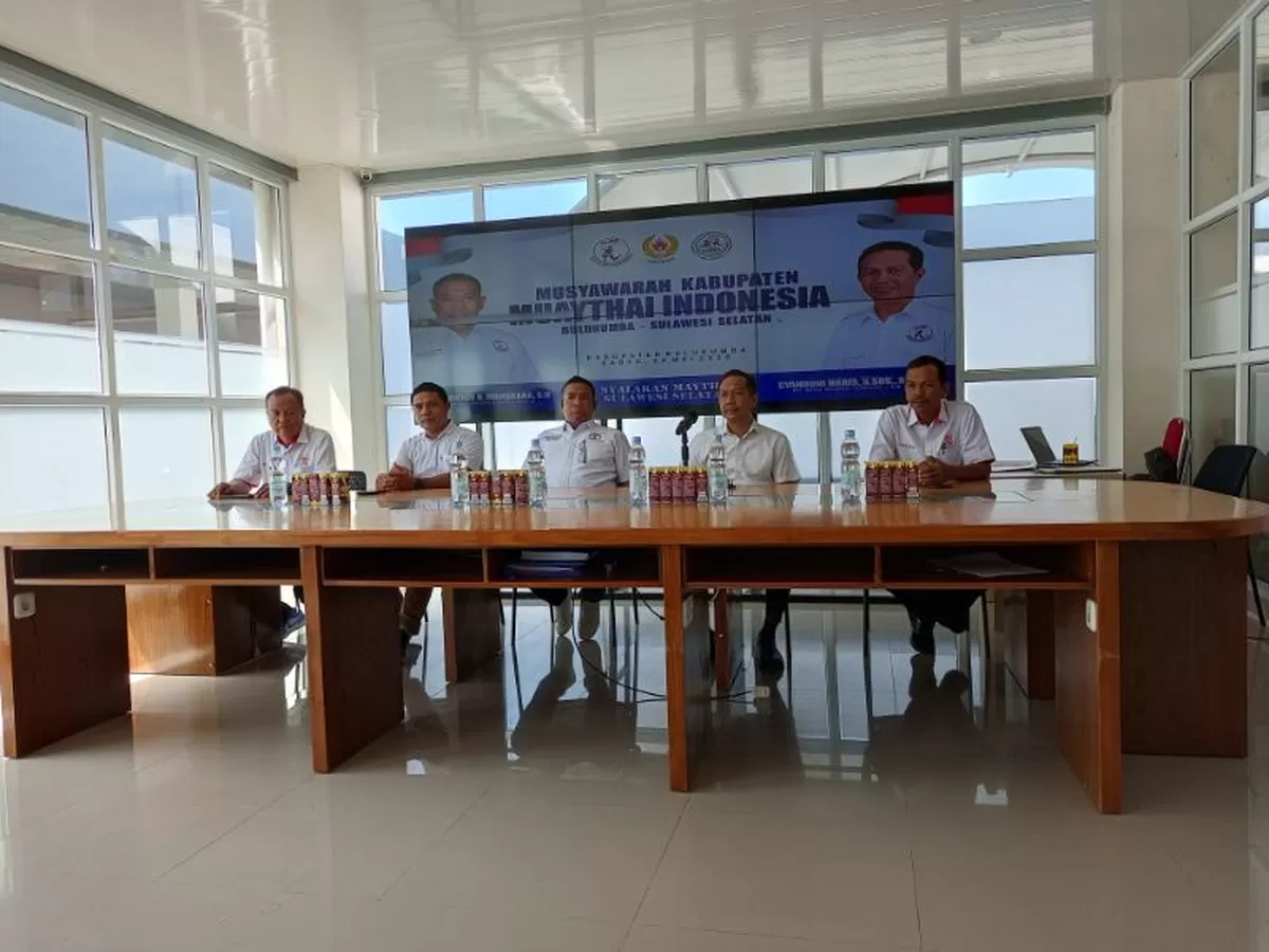 Anggota DPRD Bulukumba dari Fraksi Gerindra, Andi Usdar SE, resmi terpilih secara aklamasi sebagai Ketua Pengurus Kabupaten Muaythai Indonesia Bulukumba masa bakti 2026-2030 pada Musyawarah Kabupaten (Muskab) I di Gedung Phinisi Bulukumba, Sabtu (23/5).