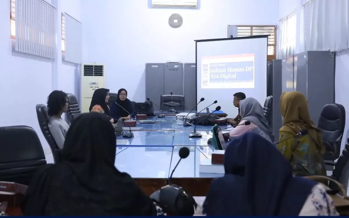 Sekretariat DPRD Kabupaten Bulukumba menggelar pelatihan jurnalistik dan publikasi informasi untuk meningkatkan kapasitas aparatur dalam pengelolaan komunikasi publik di era digital.
