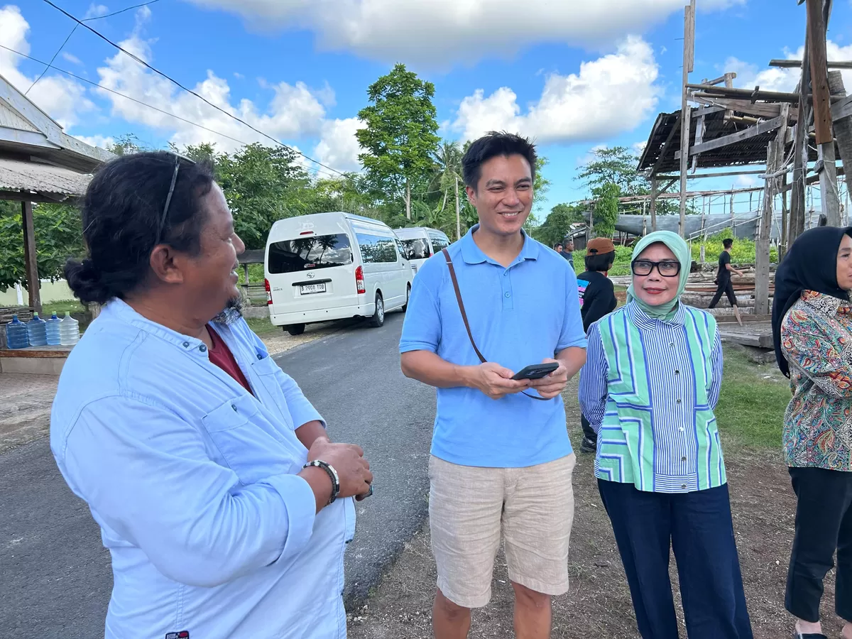 Baim Wong melakukan survei sejumlah destinasi wisata unggulan di Bulukumba, termasuk Tanjung Bira dan Apparalang, sebagai kandidat lokasi syuting film yang dijadwalkan tayang pada 2027.