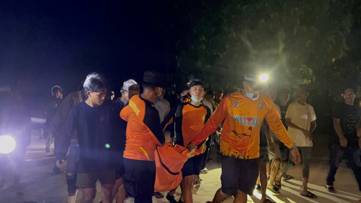 Pemerintah Kabupaten Bulukumba menyampaikan duka cita atas meninggalnya Elmi Febrianti dalam insiden di Pantai Apparalang.