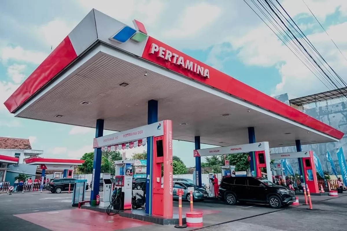 Kenaikan harga Pertamax menjadi Rp16.250 per liter membuat sebagian pengguna kendaraan mulai menyesuaikan pola pengeluaran dan kebiasaan berkendara.