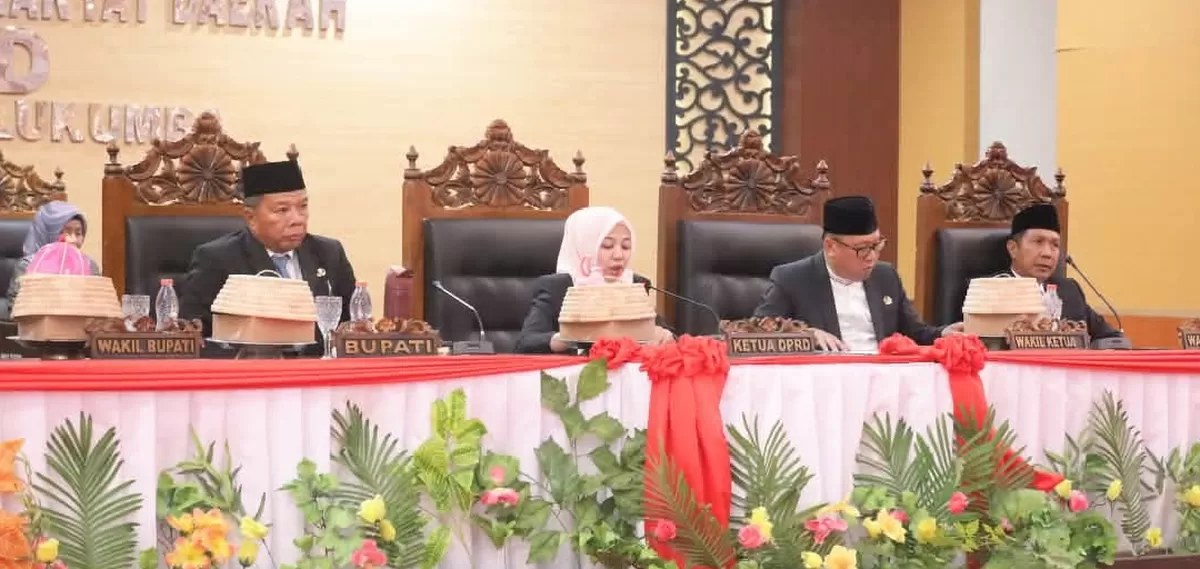 Ketua DPRD Bulukumba memimpin Rapat Paripurna penyerahan Ranperda Pertanggungjawaban Pelaksanaan APBD 2025 yang dihadiri Bupati Andi Muchtar Ali Yusuf dan jajaran Forkopimda.