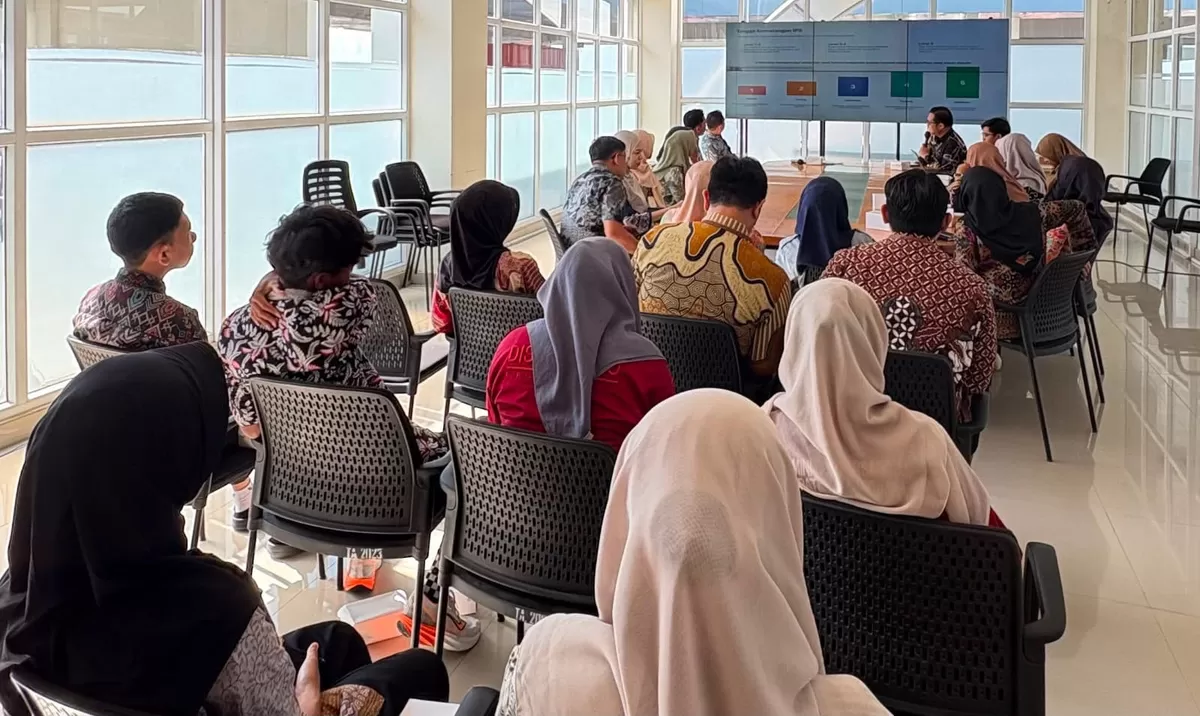 Diskominfo Bulukumba berkolaborasi dengan BPS memberikan pembinaan proses bisnis statistik kepada pengelola data OPD guna meningkatkan kualitas statistik sektoral sebagai dasar perencanaan pembangunan daerah.