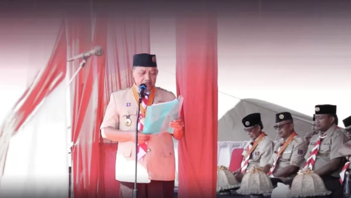 Anggota DPRD Bulukumba H. Safiuddin yang juga Wakil Ketua Kwarcab Gerakan Pramuka Bulukumba menghadiri Apel Besar Hari Pramuka ke-65 sekaligus pelepasan kontingen Jambore Nasional XII Tahun 2026 di Lapangan Pramuka Kalimassang, Kamis (6/8/2026).
