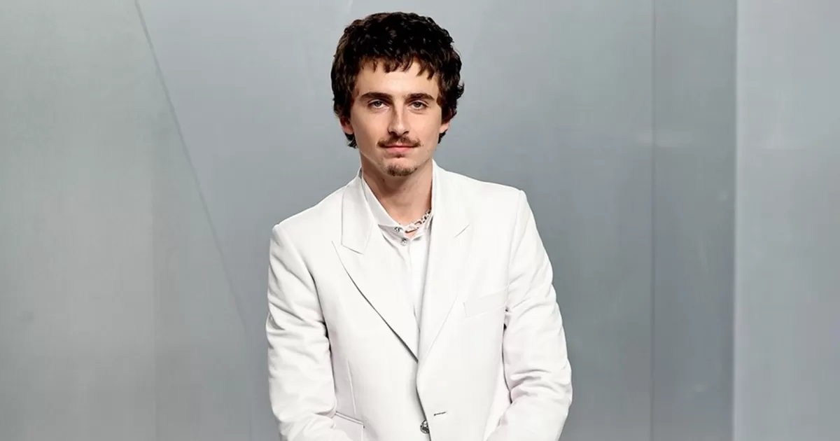 Sejak awal digadang-gadang bakal menang Oscar, Timothee Chalamet akhirnya malah jadi bahan roasting-an di Academy Awards. (Instagram @entertainmenttonight)