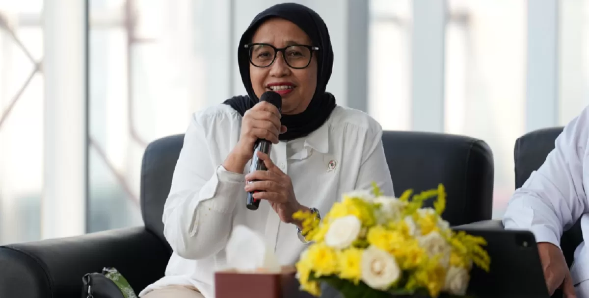 Presiden Prabowo Subianto melakukan pergantian pimpinan Badan Gizi Nasional ke Nanik S. Deyang, setelah evaluasi pelaksanaan program Makan Bergizi Gratis selama 1,5 tahun. (Dok. bgn.go.id)