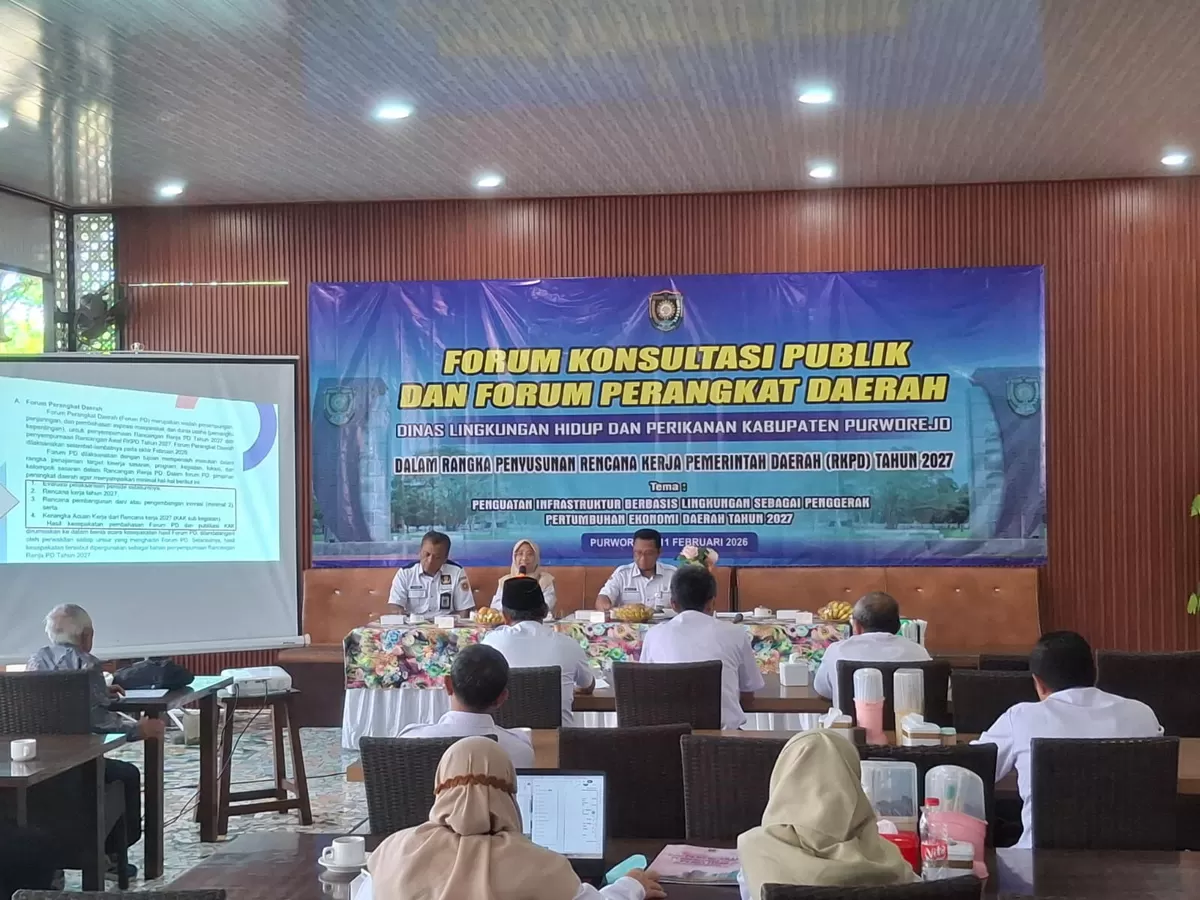 DLHP Purworejo mengajak diskusi sejumlah pihak melalui FKP di RM Satu-satu Purworejo, Rabu (11/2). (suaramerdeka.com/Hafidz Kurnia)