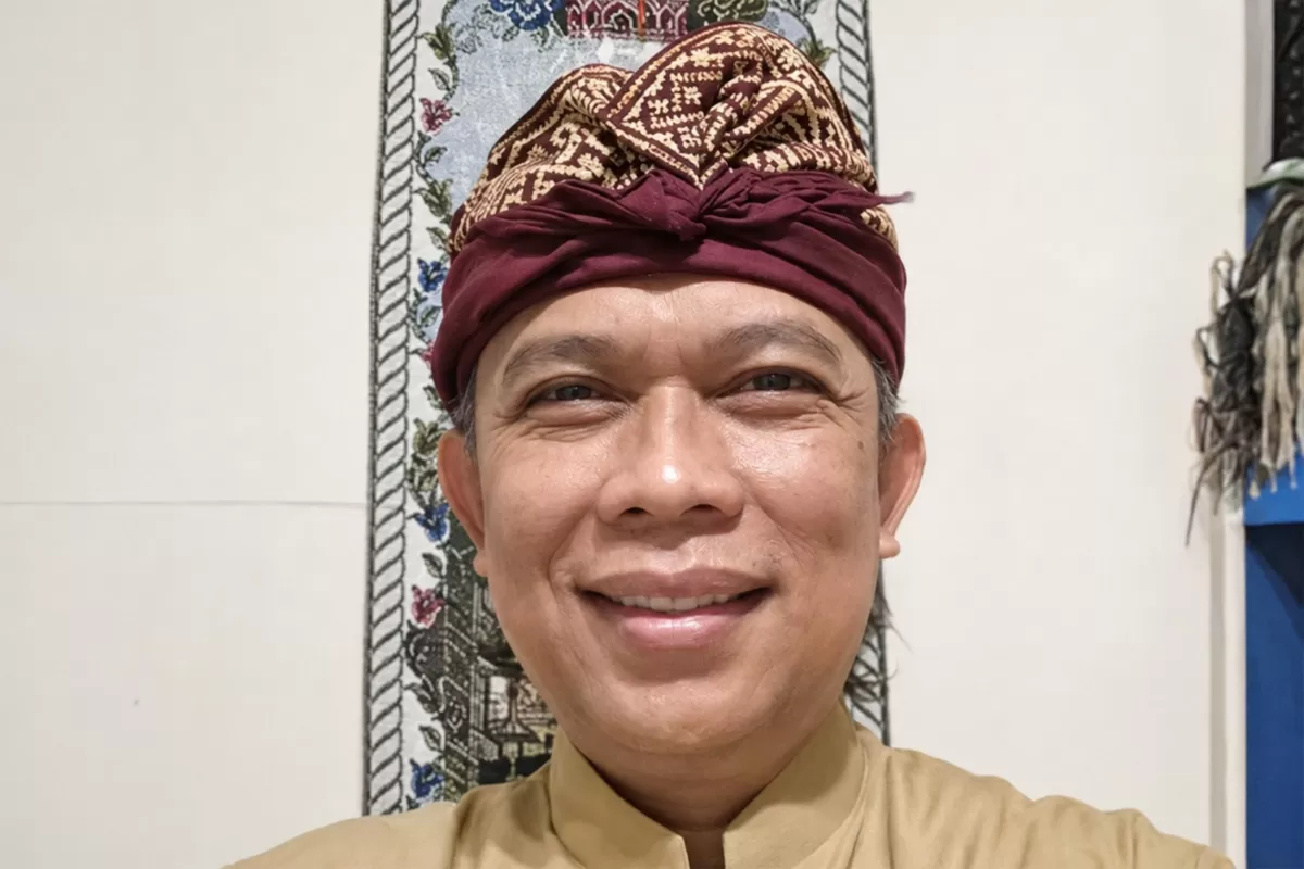 Perpecahan Rakyat Sibuk Berebut Takhta, Rakyat yang Terlupa - Suara Merdeka - Halaman 4