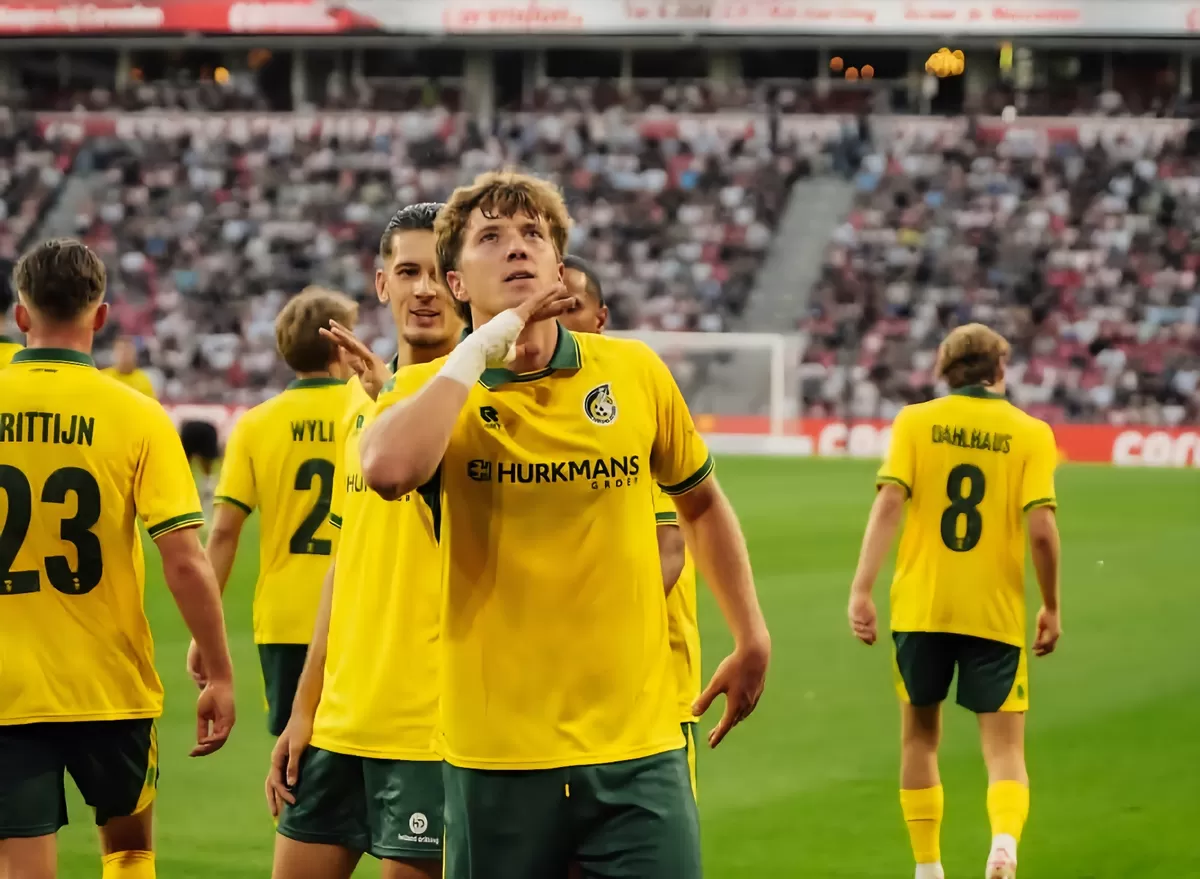Bikin Kejutan di Eredivisie, Ole Romeny Langsung Cetak Gol di Debut Resmi