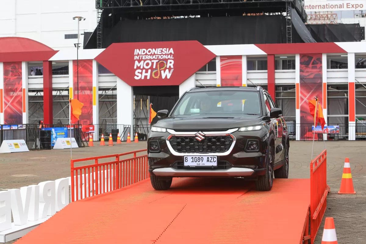 Deretan Mobil Suzuki yang Paling Dicari Pengunjung Test Drive Selama 7 Hari IIMS 2026