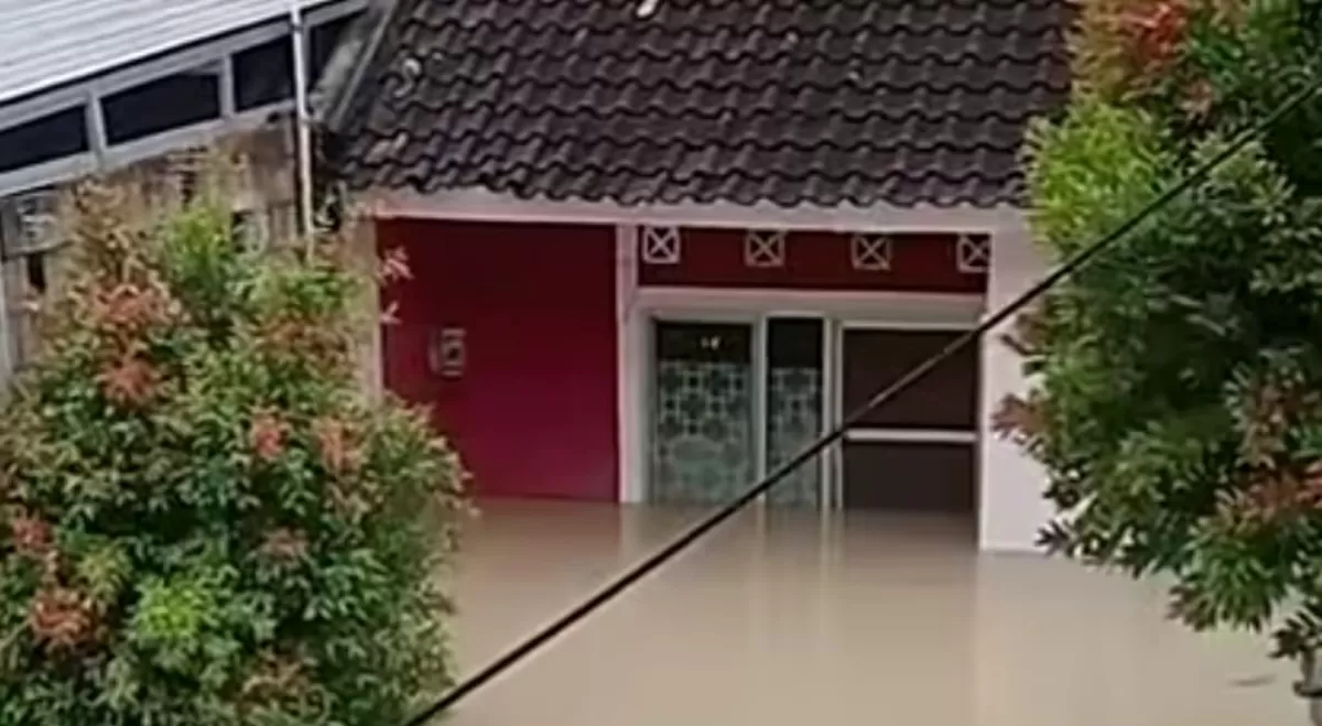 Cerita warga saat banjir menggenangi area permukimannya di Grobogan. ((Instagram/kabar.grobogan))