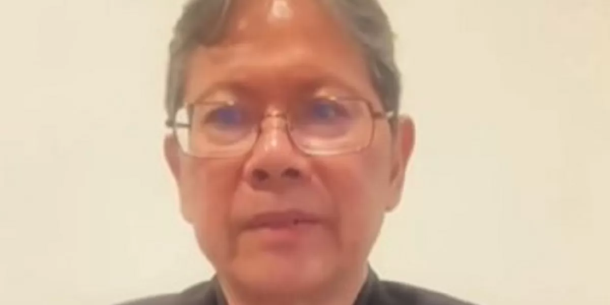 Managing Director PEPS, Anthony Budiawan memaparkan analisis terbaru tentang tekanan fiskal Indonesia yang memicu sorotan terhadap stabilitas APBN 2026 dan keberlanjutan pembiayaan negara. (Dok. Instagram @anthony _budiawan)