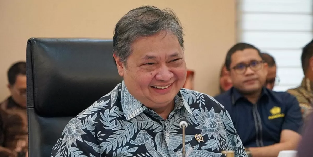 Menko Perekonomian Airlangga Hartarto mengaku tidak mengetahui isu perselisihan Perry Warjiyo dengan Purbaya Yudhi Sadewa. (Facebook.com @Airlangga Hartarto)
