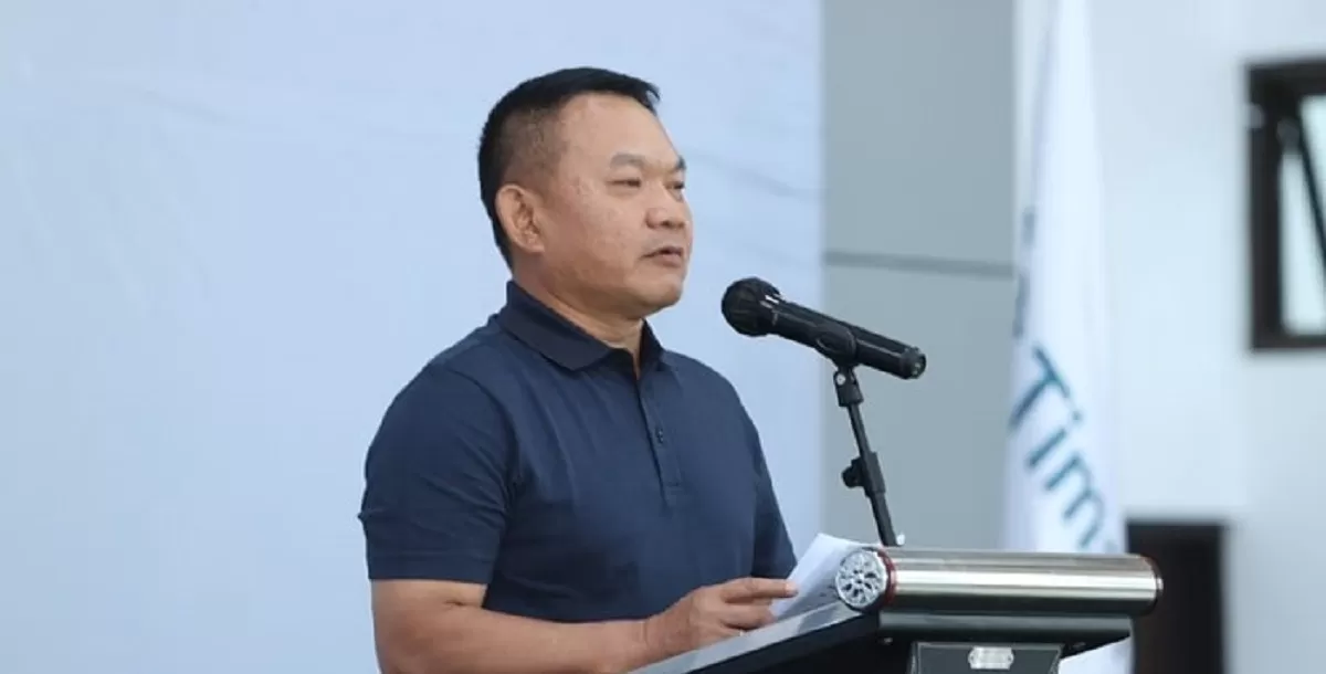 Penasihat Presiden Bidang Pertahanan Dudung Abdurachman menegaskan pentingnya izin resmi bagi setiap aktivitas militer asing di wilayah udara Indonesia.  (Instagram.com @dudung_abdurachman)