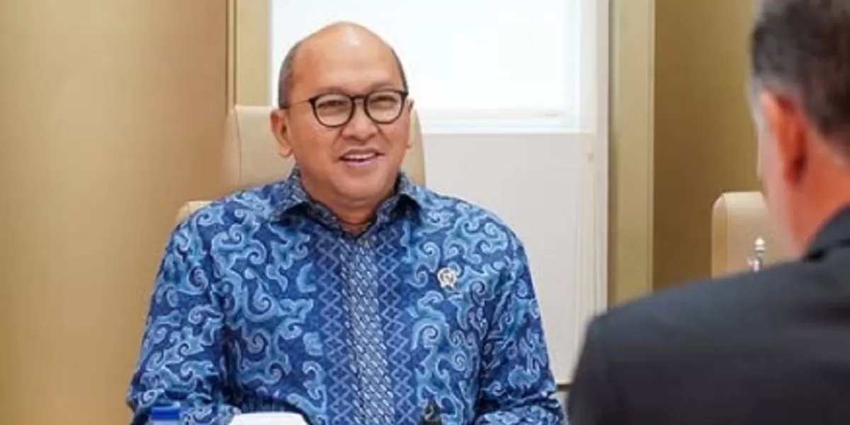 CEO Danantara, Rosan Roeslani. Presiden Prabowo menegaskan Indonesia bukan lagi sleeping giant, investor global tertarik masuk pasar lokal. (Instagram.com @rosanroeslani)