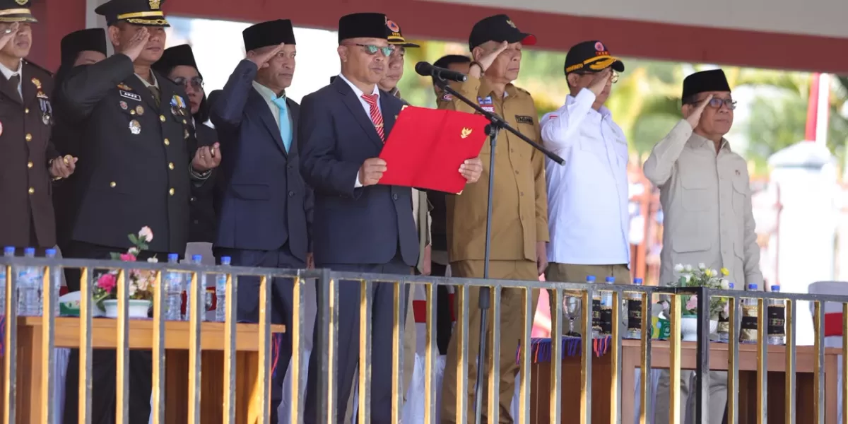 Menko PMK hingga Kepala BNPB Peringati HUT ke-81 RI di Lokasi Bencana, Komitmen Percepat Pemulihan. (Foto: Bakom RI)