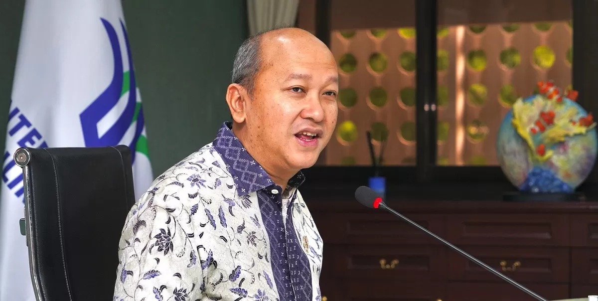 Menteri Investasi Rosan Roeslani terus berkoordinasi menyusun master plan Giant Sea Wall agar memberi manfaat perlindungan pesisir dan pertumbuhan ekonomi berkelanjutan. (Facebook.com @Rosan Roeslani)