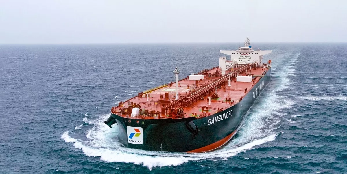Kapal Pertamina tertahan di kawasan Teluk Arab menunggu izin melintas Selat Hormuz di tengah konflik geopolitik Timur Tengah yang memanas. (Dok. Bakom RI)