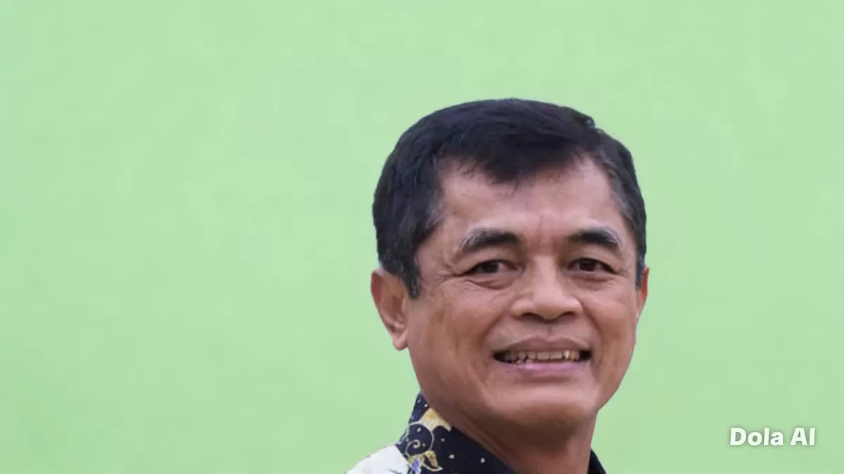 Pengacara Blueray Cargo memberikan keterangan terkait dugaan amplop suap kode 1 dalam perkara Bea Cukai nasional terbaru. Nama Dirjen Bea dan Cukai, Djaka Budhi Utama ikut terseret. (Dok. Kreasi Dola AI)