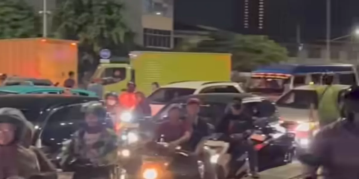 Kepadatan terjadi di Bulak Kapal, Bekasi, Rabu (20/5/2026). (instagram infobekasi_raya)