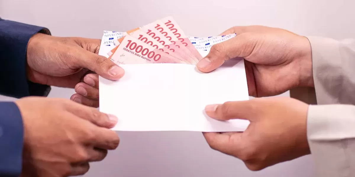 Ilustrasi. Pemerintah resmi mengatur pencairan gaji ke-13 tahun 2026 yang akan cair dalam waktu dekat. (pexels/defrino maasy)